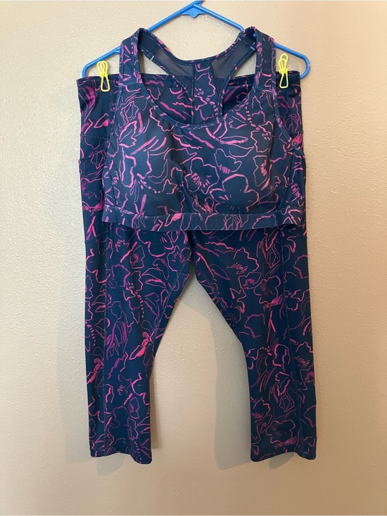 Avia Other - Floral Performance Leggings - Navy with Pink Print